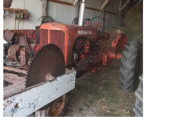 Allis Chalmer W/ Saw Rig