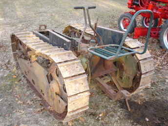 Oliver Cletrac Crawler Plus