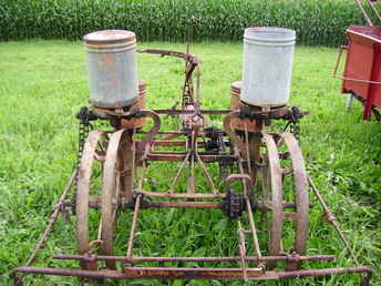 Allis Chalmers 2 Row Planter