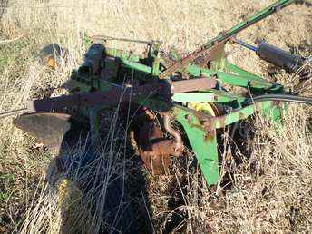 John Deere 3 Bottom