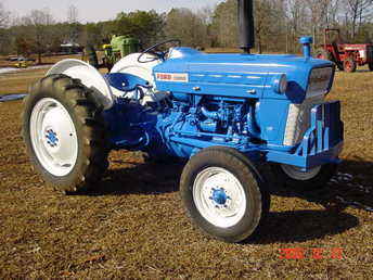 Ford 2000 Gas/ Three Point/Pto