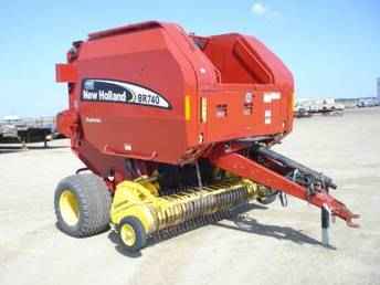 New Holland BR740 Baler