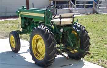 1957 John Deere 320S