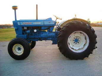 7000 Ford TD Farm Tractor