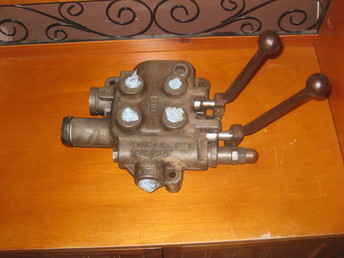 Gresen Two Spool Hyd  Valve