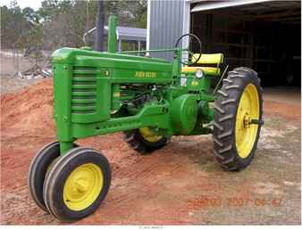 51 John Deere B With 801 Hitch