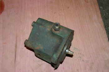 Transfer Pump John Deere 720-830