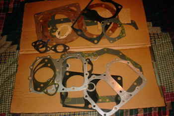 Wisconsin Engine Gasket Set