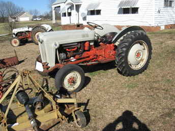 Ford 1957 600