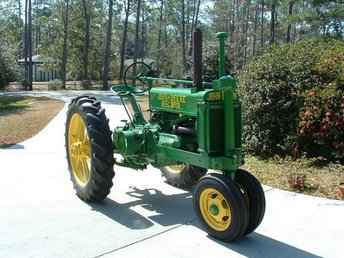 John Deere 1935A- Parade Ready