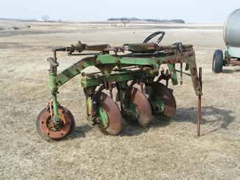 John Deere F210H Twoway Disk Plow Sold