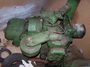 R John Deere Pony Motor