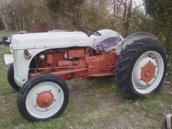 1947 9N/2N Ford Tractor