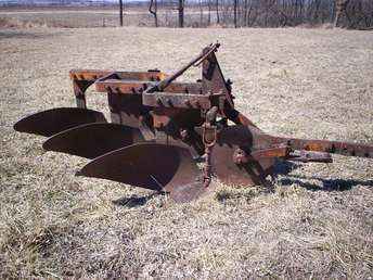 Allis Chalmers Snap Coupler Plow