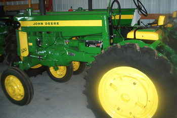 1957 John Deere 320S