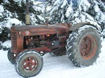 Mccormick Farmall Super WD9