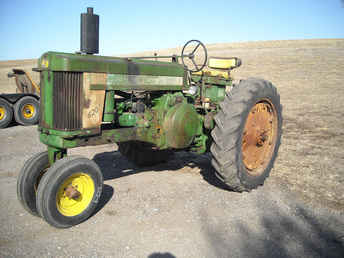 John Deere 620