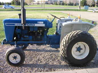 Ford 1600 Compact Tractor