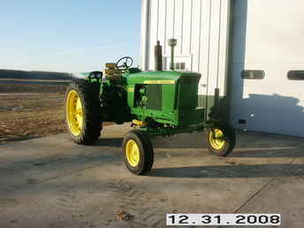 John Deere 3020G