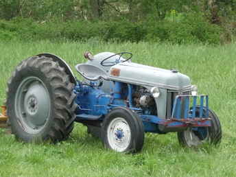 8N Ford   Superb Tractor!!!!!!
