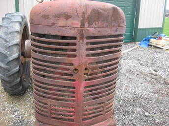 Farmall M  Grill