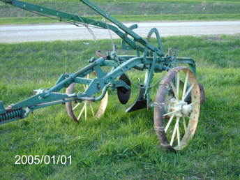 John Deere 4A Plow Sold