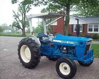 1981 Ford 4100 Diesel Tractor