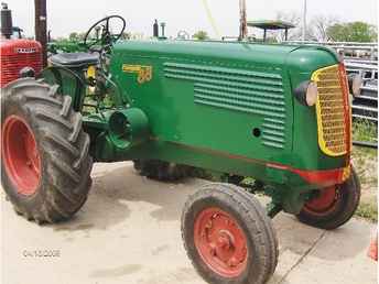 Oliver 88 Standard Gas Tractor