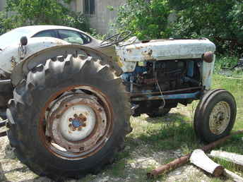 1956 Ford 860 Tractor