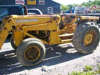 Massey Ferguson MF-2200 With Loader