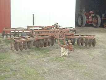 Allis Chalmers 12' Tandem Disc