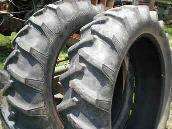 13.6X38 Firestone Tires