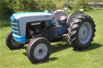 Ford 861 Tractor
