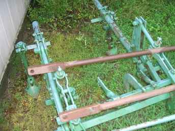 John Deere Cultivator