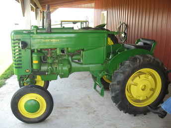 John Deere M