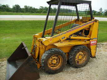 Mustang 320 Skid Loader