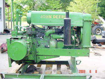 John Deere Stationary Motor BW