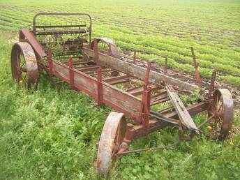 Restorable Manure Spreader