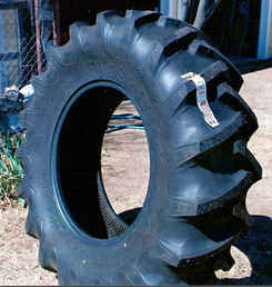18.4X28 Rear Tractor Tire