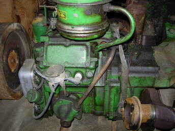 John Deere 720 Pony Motor