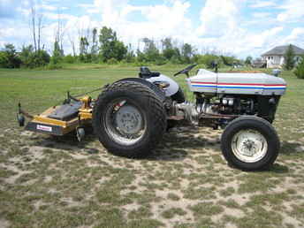Ford 3910 D W/ 7' Mower