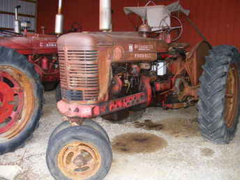 1962 Farmall B-450 Diesel