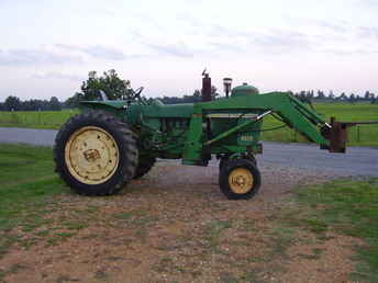 John Deere 4020 LP With Loader