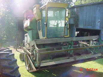 John Deere 45 Combine