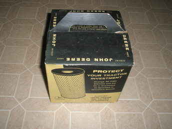 John Deere B Oil Filter Box