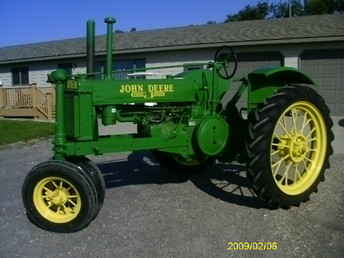 John Deere B 