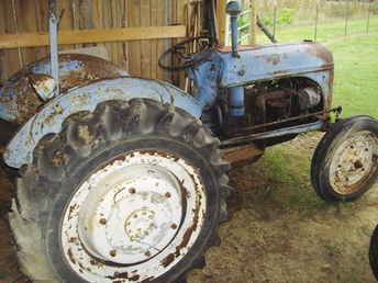 Early 1939 Ford 9N