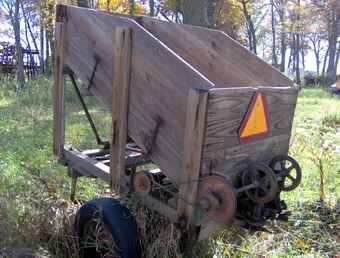 Used Farm Tractors for Sale: Home Made Wooden Oats Seeder (2009-10-26 ...