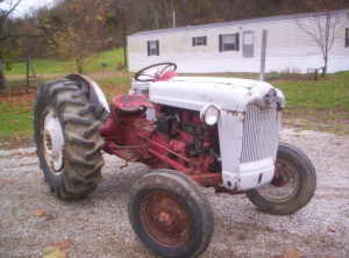 Ford 860 Gas Tractor Live Pto