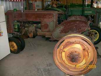 49 John Deere MT